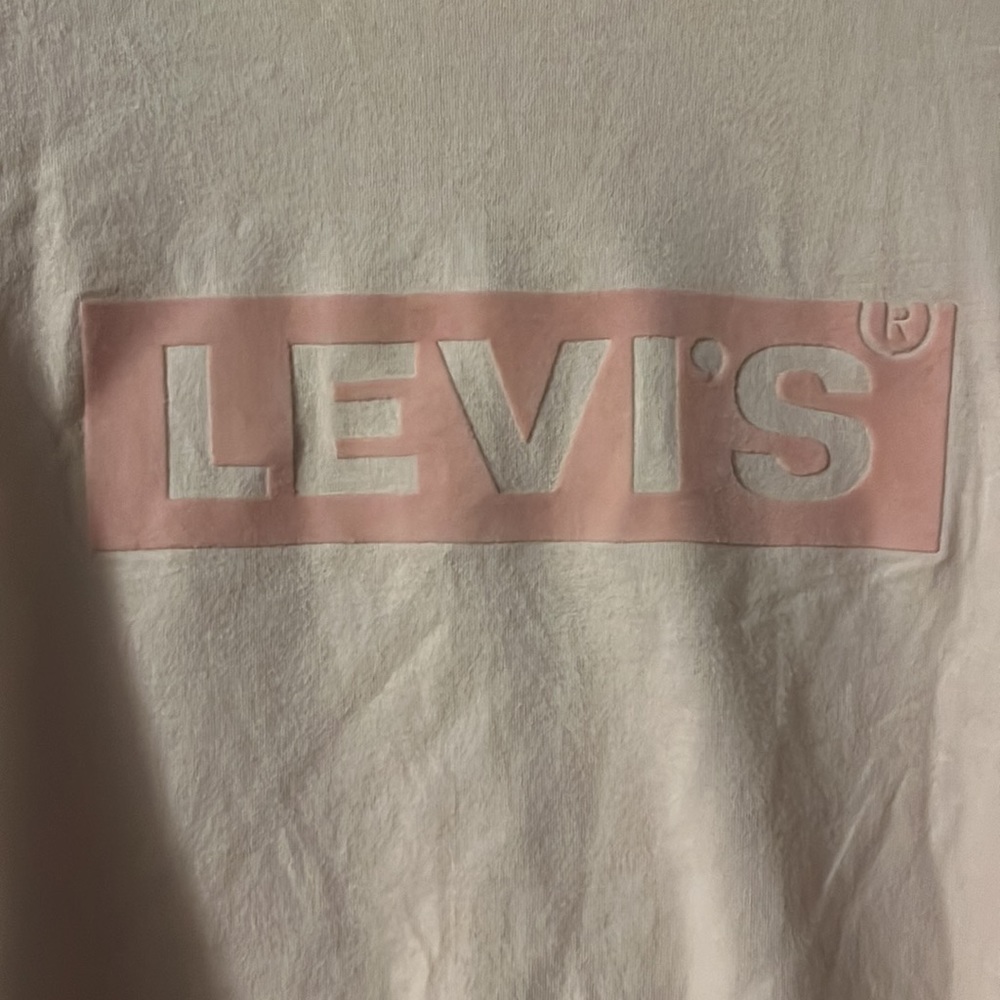 Levi’s, short sleeve, pink T-shirt, size X-large - Picture 3 of 5